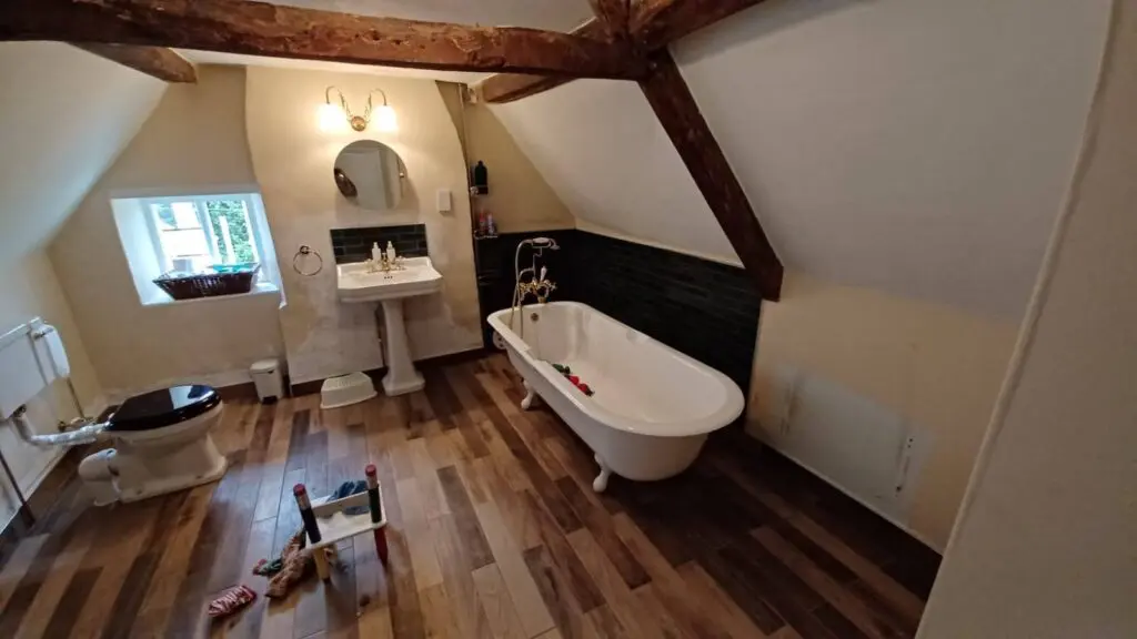 Free Standing Bath
