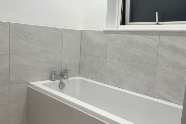 Eastbrook Bath and grey tiles